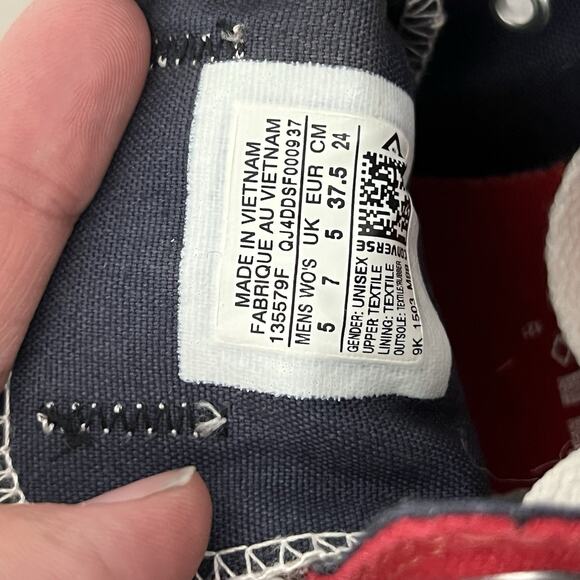 Converse Chuck Taylor All Star Mens 5/Womens 7 Red Low Top Casual Shoes - Picture 7 of 7